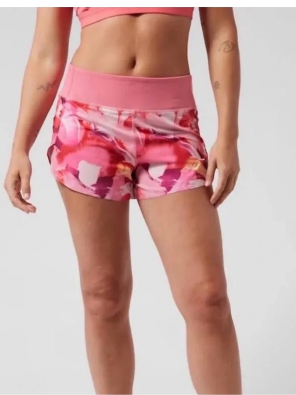 Athleta Run With It Shorts Women’s X-Small Floral Painted Pink Lined Athletic